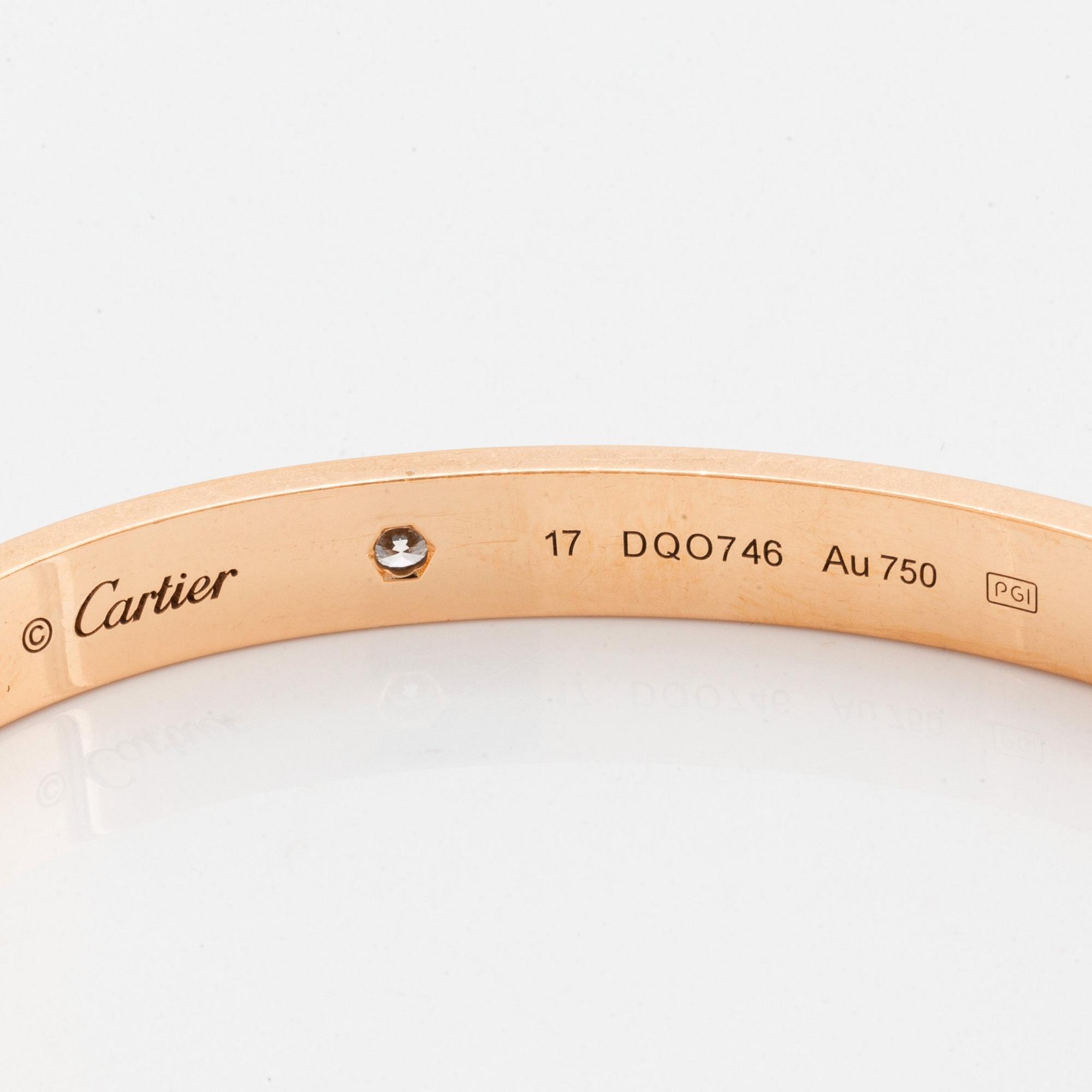 Cartier armband "Love" 18K roséguld med fyra runda briljantslipade diamanter.