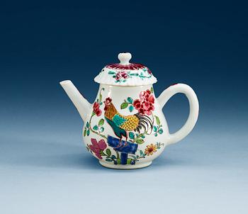 A famille rose 'rooster' tea pot with cover, Qing dynasty, Yongzheng (1723-35).