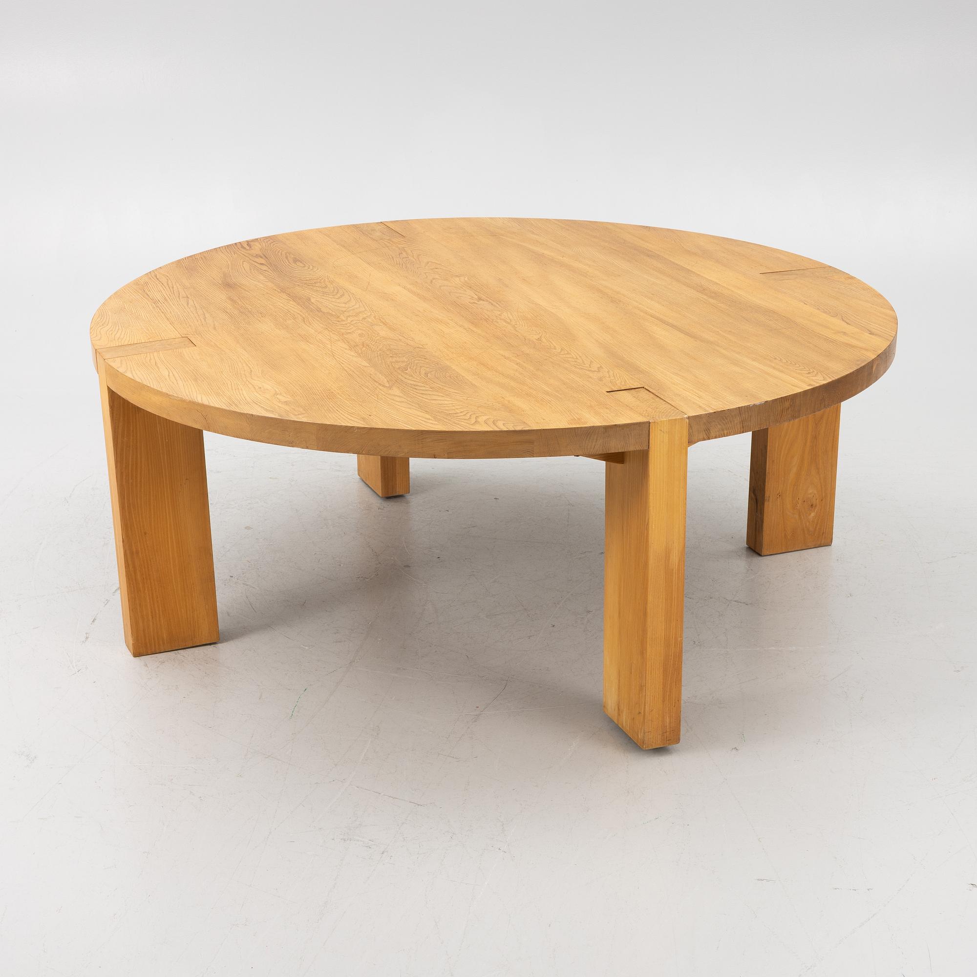 Dining table, late 20th century.