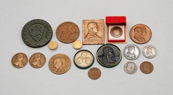 SAMLING MINNESMEDALJER, 12 st, brons och andra metaller, 1900-tal.