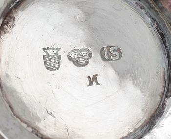 BÄGARE, silver, Johan Söderdahl, Söderköping 1771. Vikt ca 77 g.