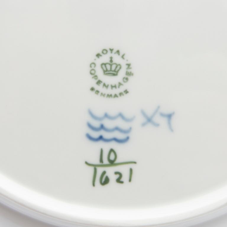 Servis 98 dlr "Blå Blomst" Royal Copenhagen Danmark 1894-1984.