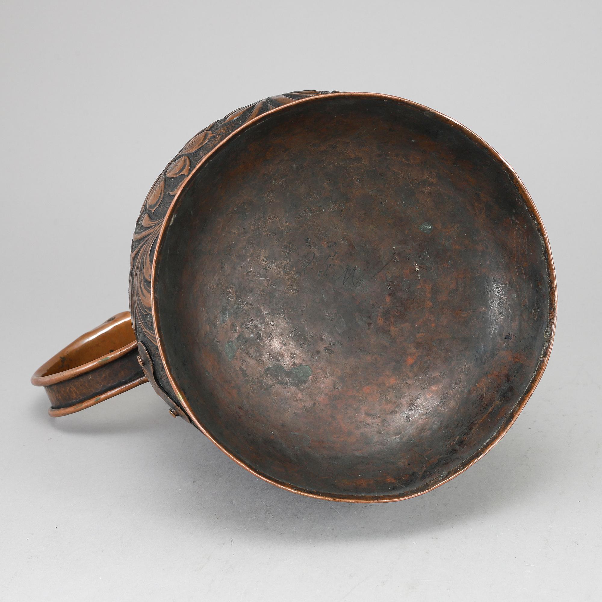 A copper jug, probably Germany, ca 1800.