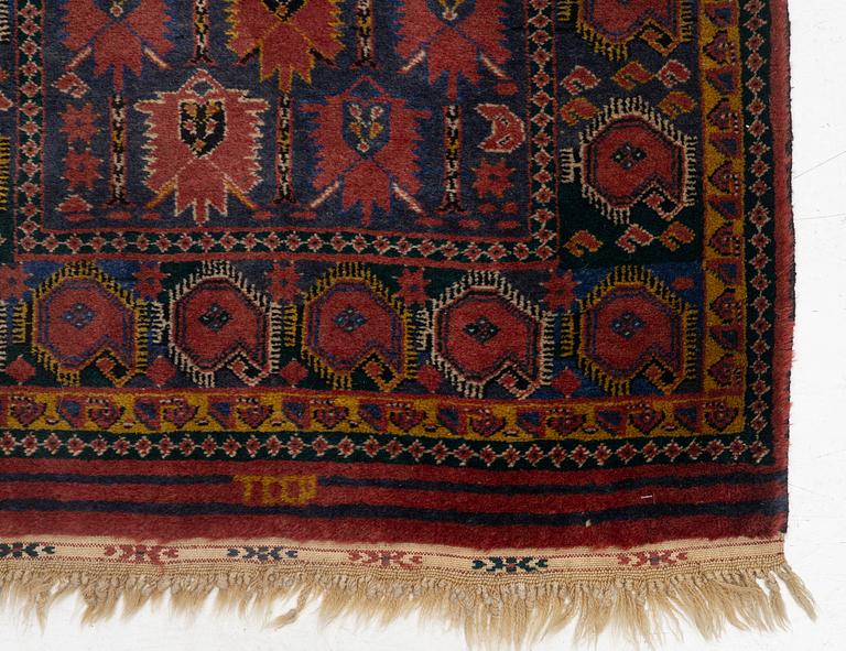 A runner carpet, Beshir, approx. 287 x 84 cm.