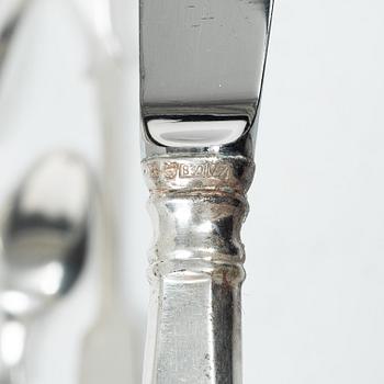 A Finnish silver cutlery set, “Musslan”, Finland, including mark of Kultakeskus, Hämeenlinna, 1974 (77 pieces).