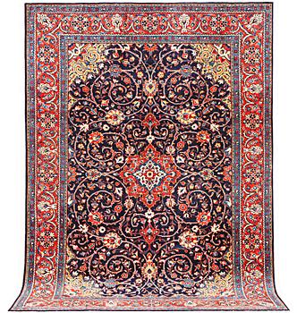 A Mahal carpet, a. 321 x 202 cm.