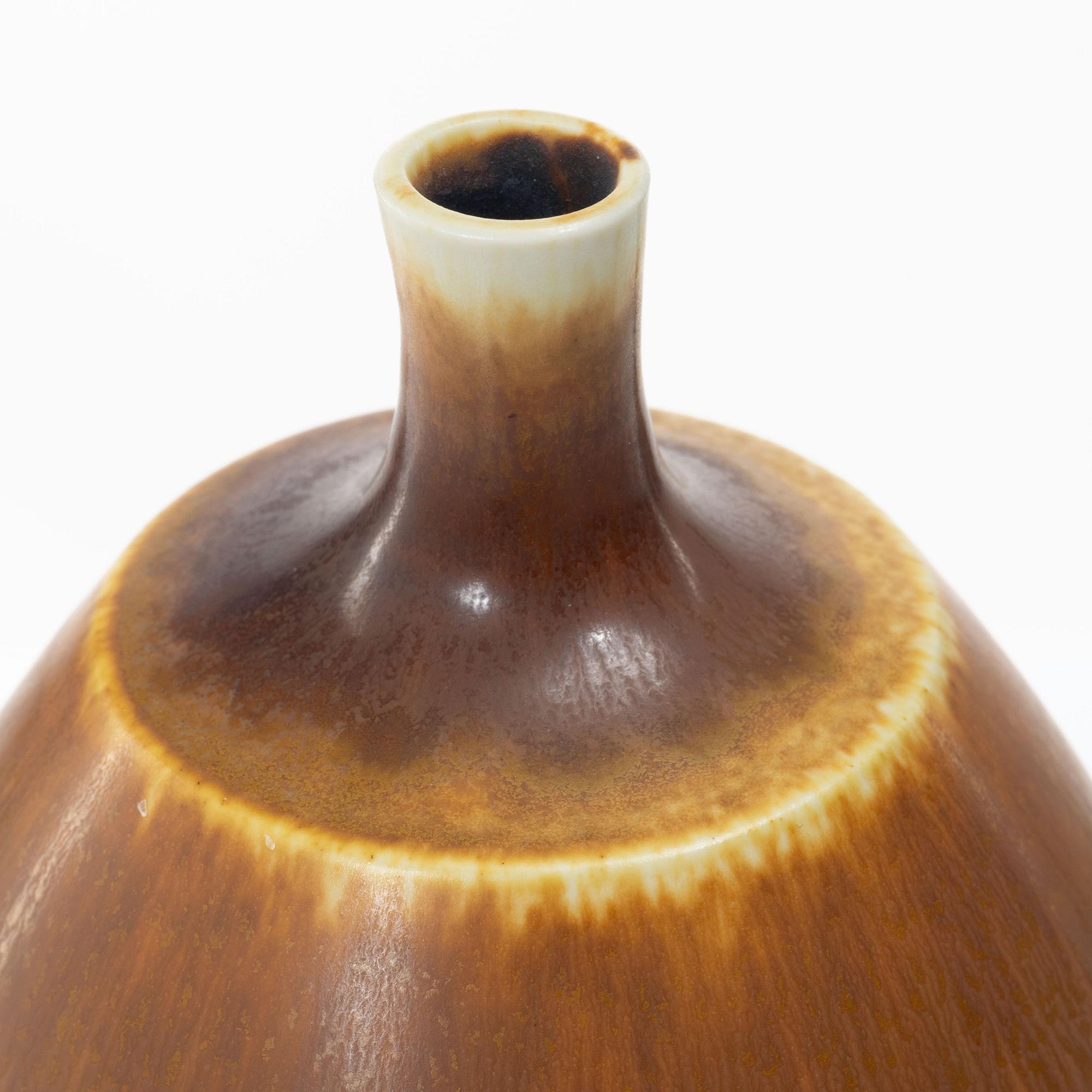 Berndt Friberg, a vase, Gustavsberg Studio, 1977.