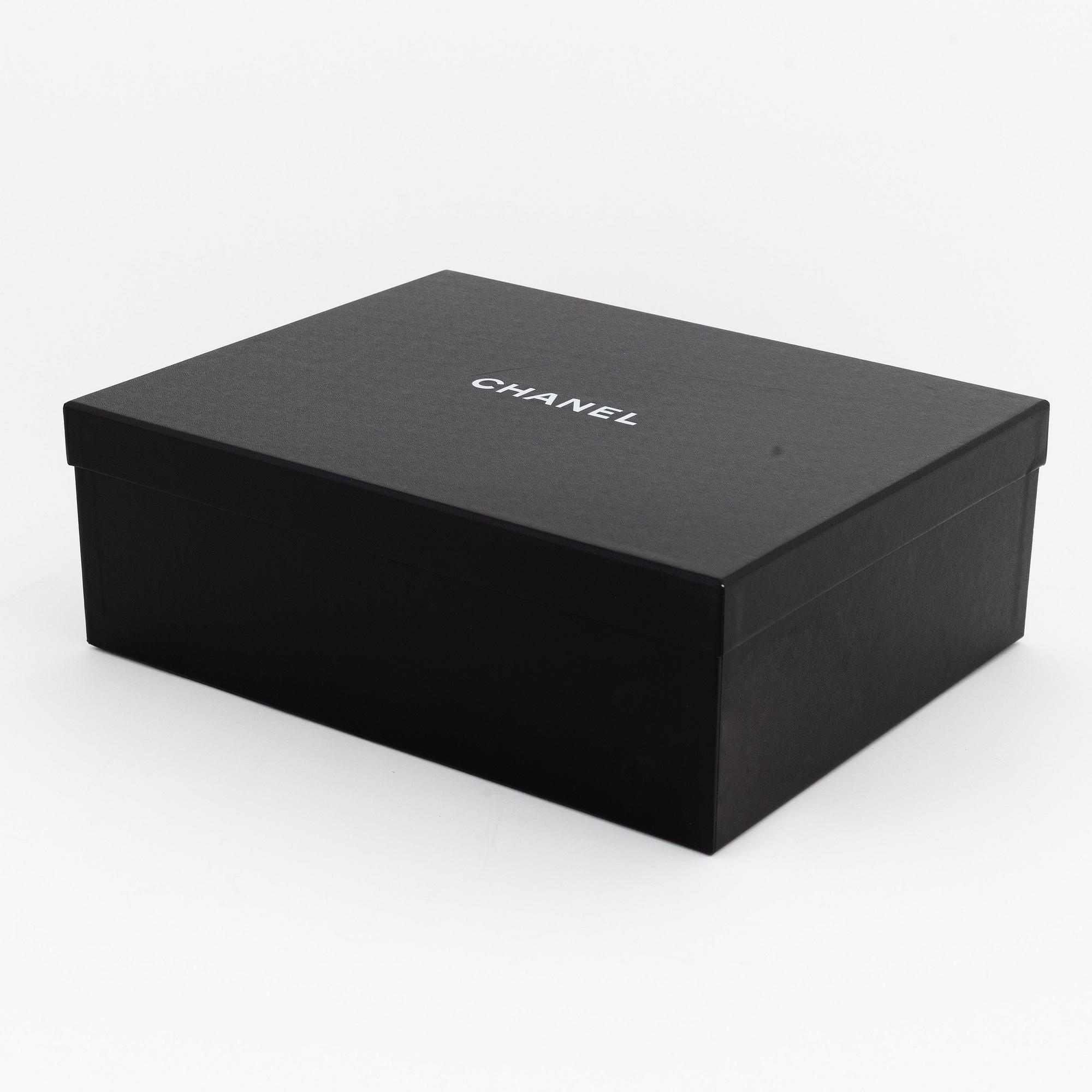 Chanel, stövlar, fransk storlek 37.