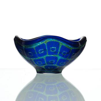 Sven Palmqvist, a 'ravenna' glass bowl, Orrefors 1970.