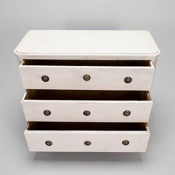 A Gustavian style chest of drawers, early 20th century.