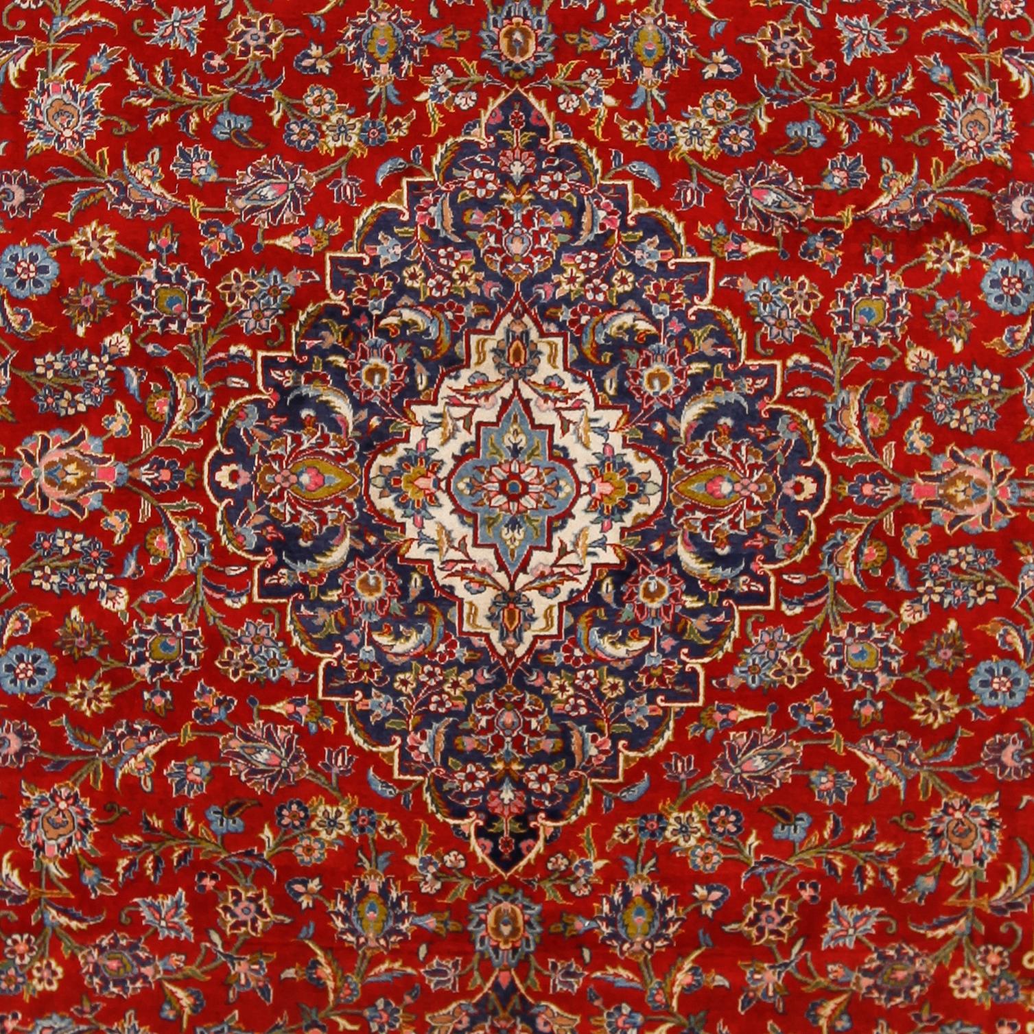 MATTA, Keshan, ca 405 x 300 cm.