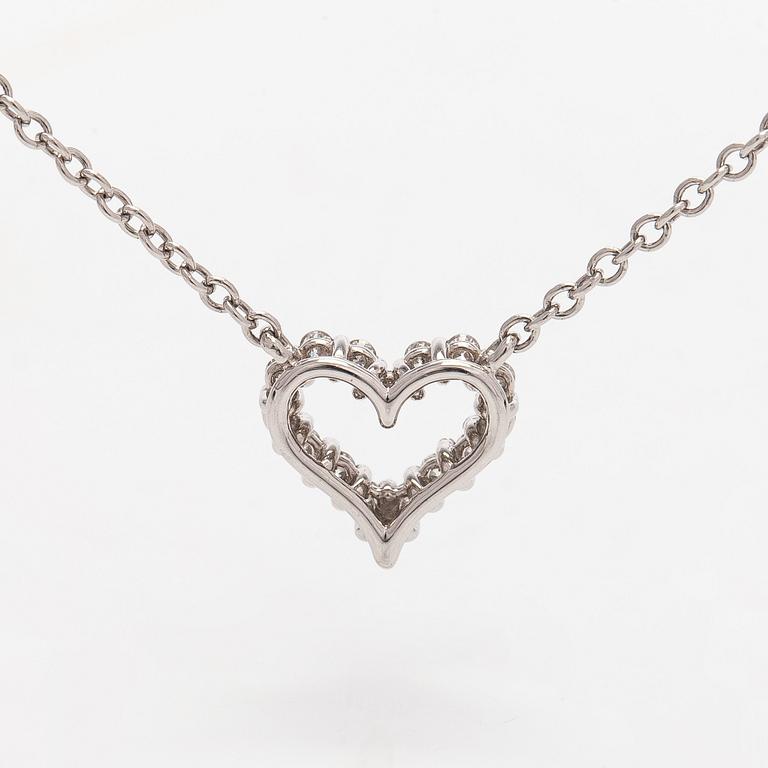 Tiffany & Co, kaulakoru, "Tiffany Hearts", platinaa ja timantteja.