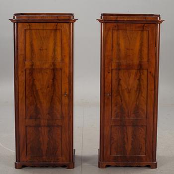 SKÅP, ett par. 1800-talets mitt.