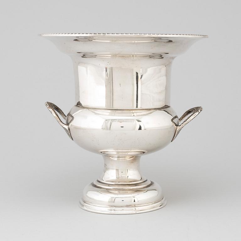 A silver plated wine cooler from Cooper Brothers & Sons Ltd, Sheffield, England, second half of the 20th Century.