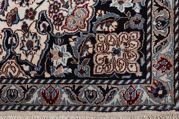 Matta, Nain, part silk, ca 196 x 120 cm.