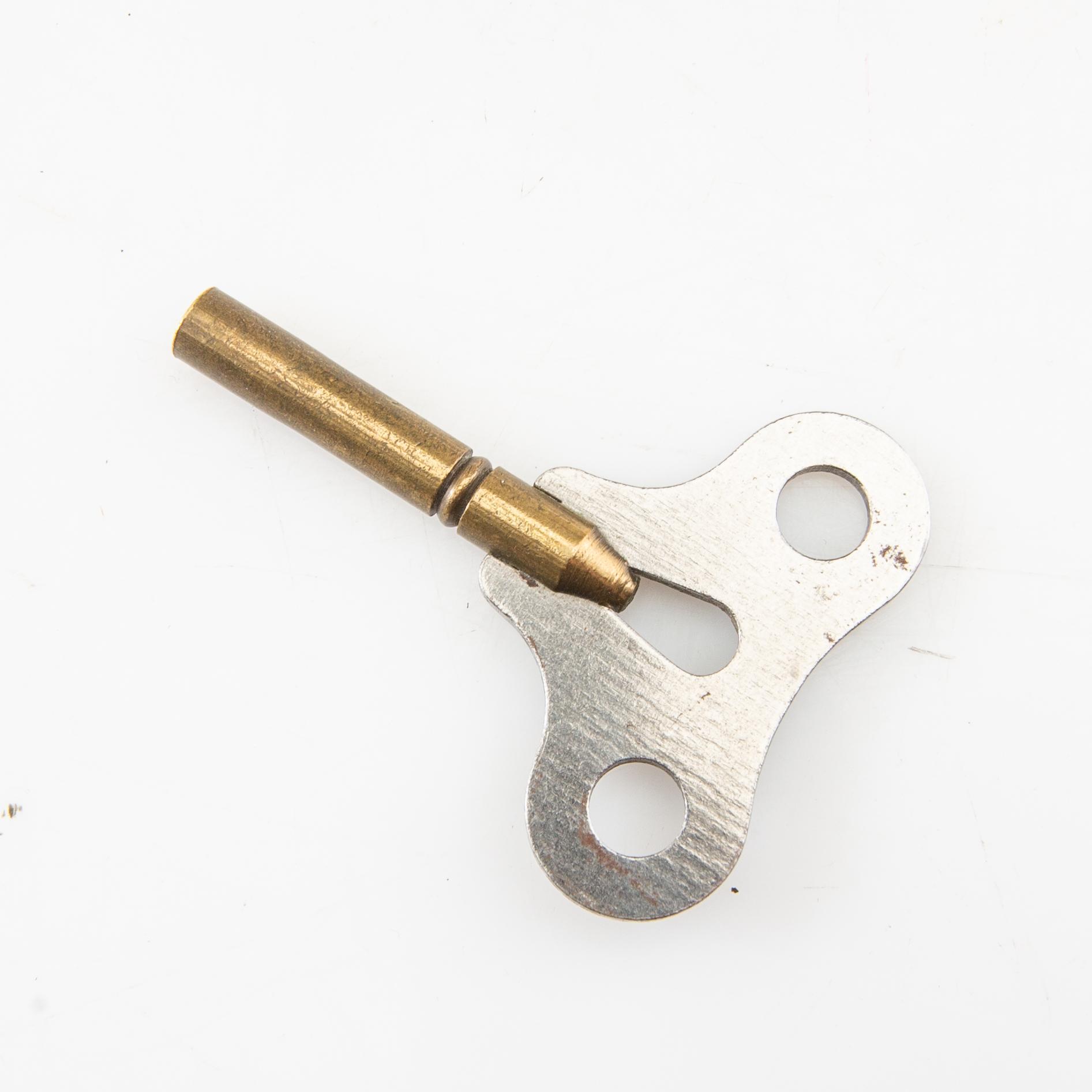 Table pendulum Louis XVI style, first half of the 20th century.