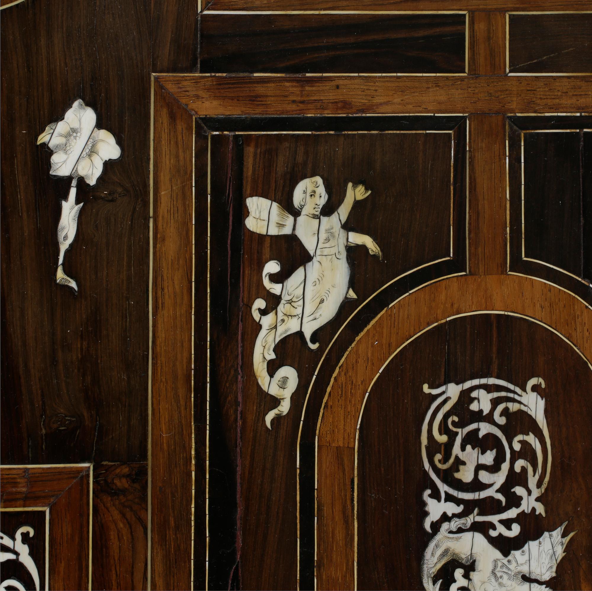 BORD, Barock/barockstil, bl a 1700-tal.