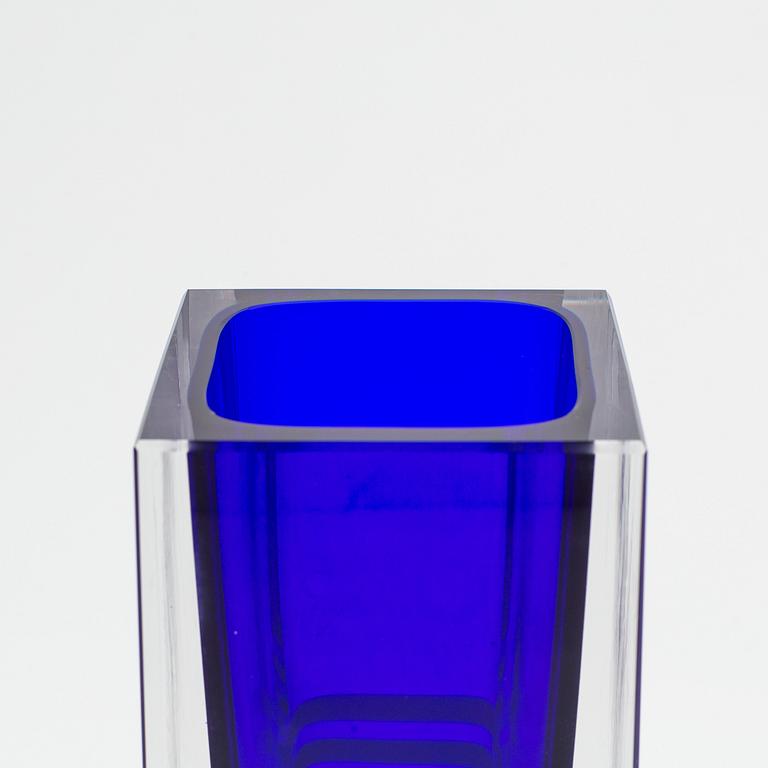 Ivo Rozsypal, a signed glass vase, Czech Republic, signed and dated -83.
