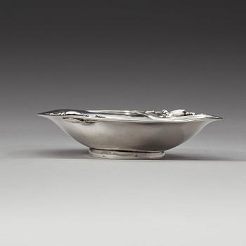 Georg Jensen, a 830/1000 'Blossom' silver bowl, Copenhagen 1918.