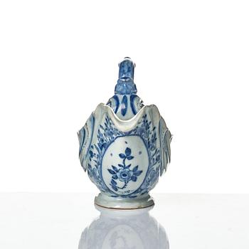 A Dutch faience saucer, 18th century.