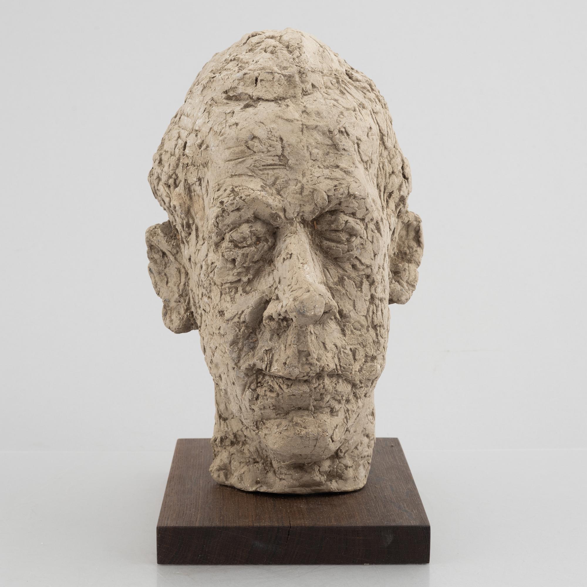 Arne Jones, portrait of a man.