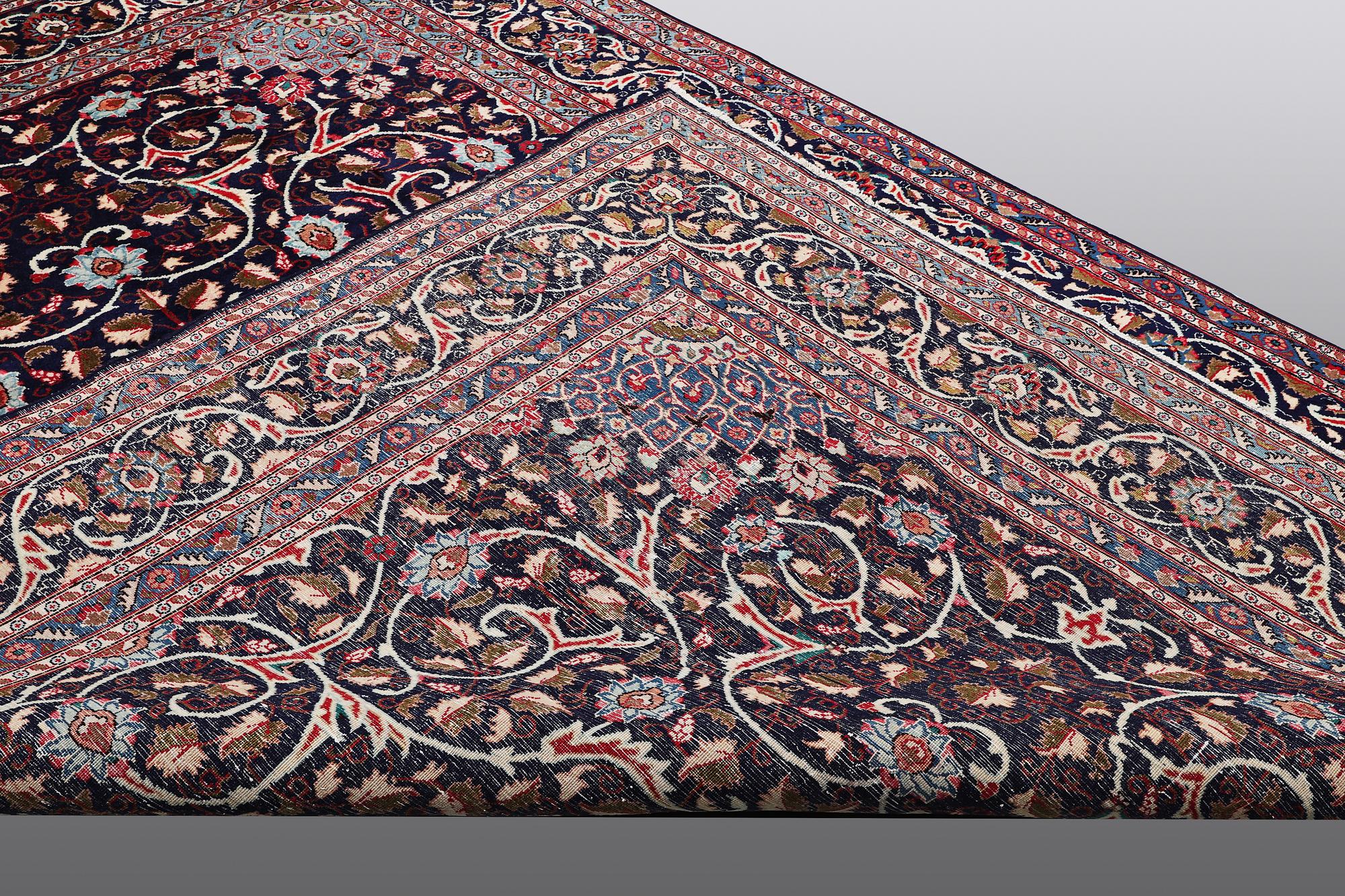 MATTA, Kashmar, sannolikt, ca 336 x 241 cm.