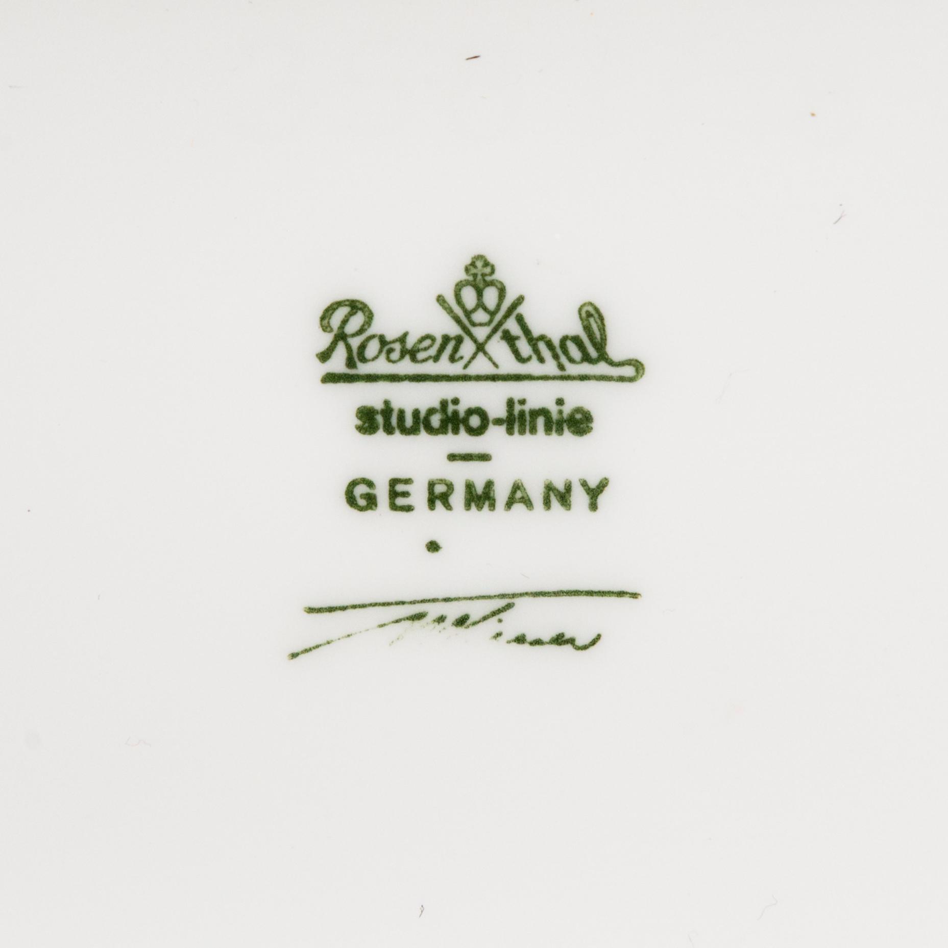 TAPIO WIRKKALA, NELJÄ MALJAKKOA, "Paperipussi", keramiikkaa, Rosenthal.