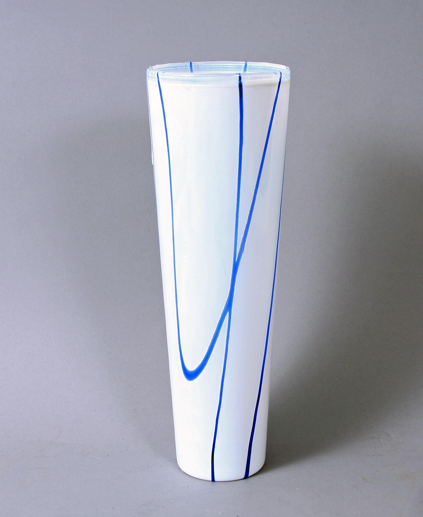 VAS, glas. Kosta, sign.