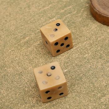 SCHACK- och BACKGAMMONSPEL, trä, troligen Tyskland, tidigt 1900-tal.