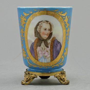 VAS, Sevrés-liknande märke, 1800-tal.