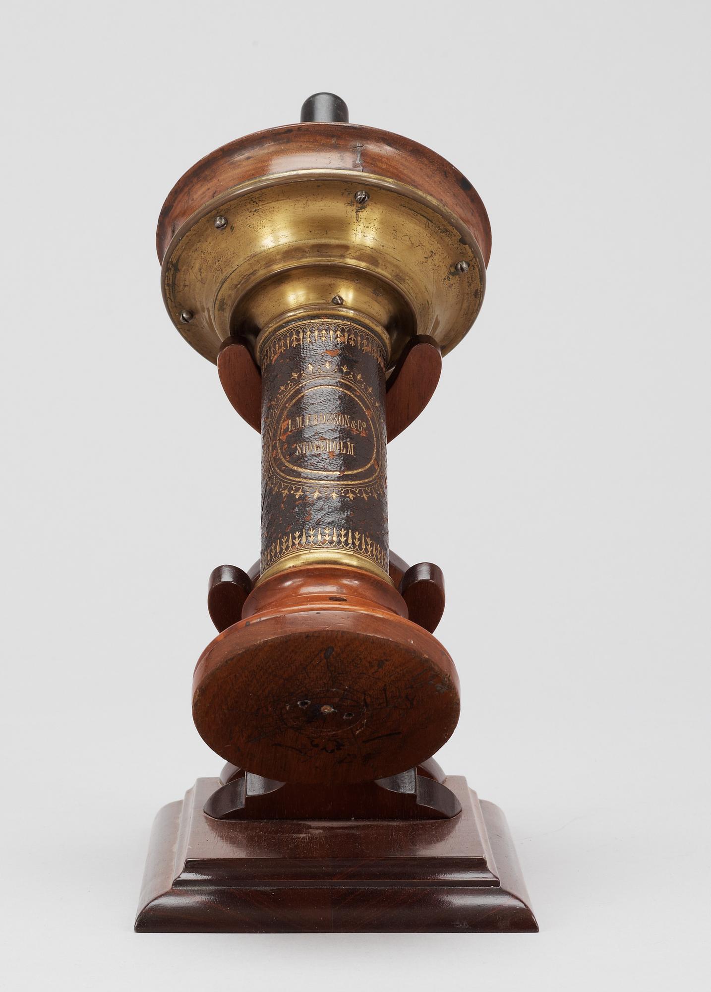 BORDSTELEFON. L.M. ERICSSON & Co, Stockholm. Modell 1878.