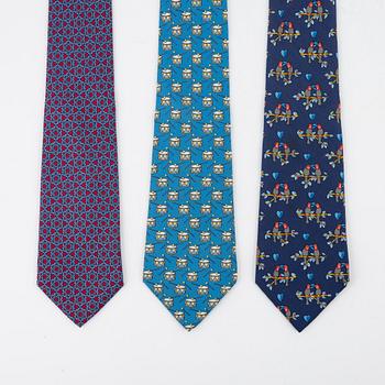 Hermès, three silk ties.