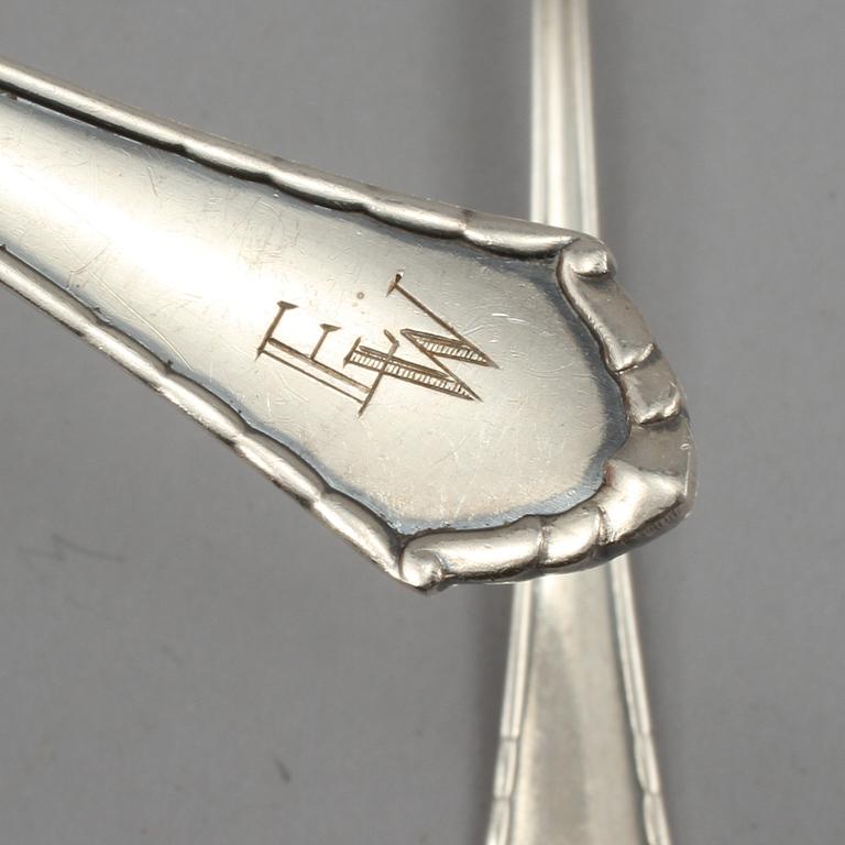 PARTI BESTICK, 24 st, låghaltigt silver, Tyskland, 1900-tal, total vikt 925 gram.
