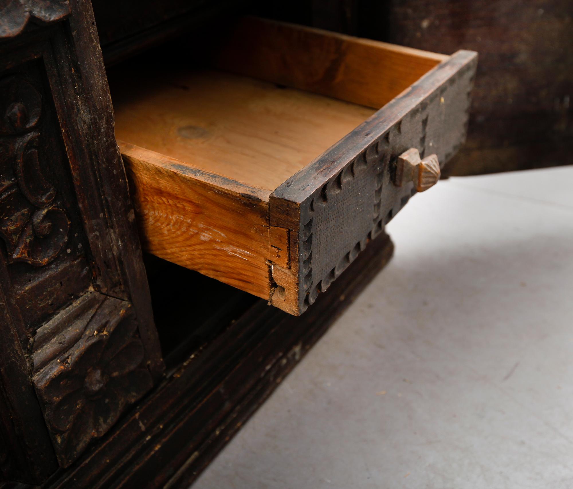 CASSONE, Sydeuropa, 1700-tal.