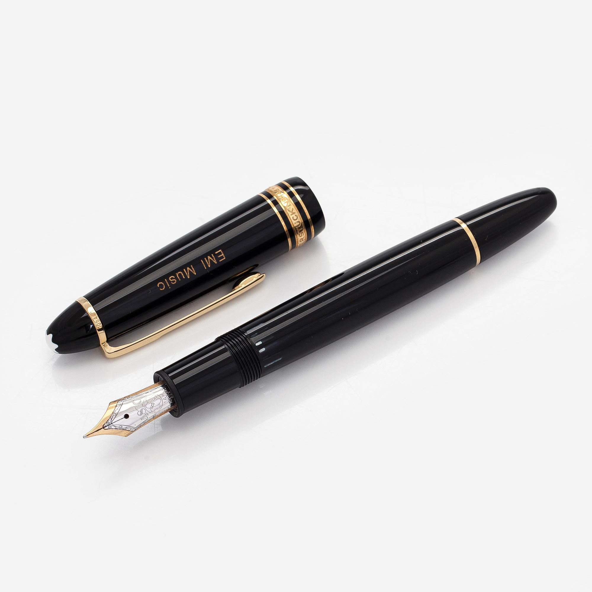 Montblanc, a Meisterstück fountain pen.