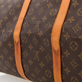 LOUIS VUITTON Monogram Keepall 55 Bag.