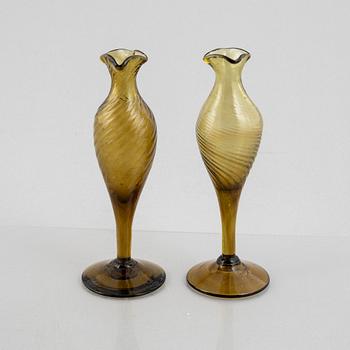 A pair of glass vases, 19th century/first part of the 20th century.