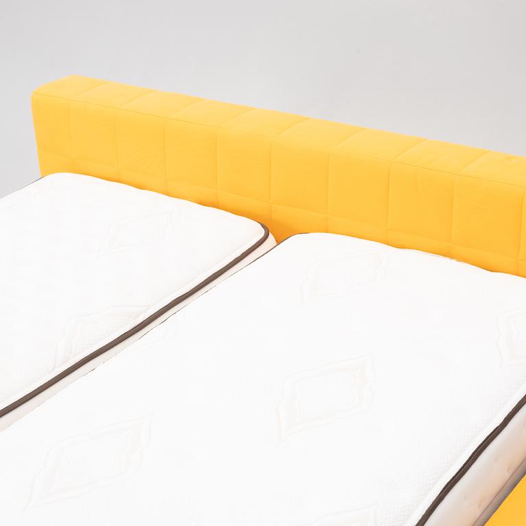 Giuseppe Viganò, a 'Squaring' bed, Bonaldo, Italy.