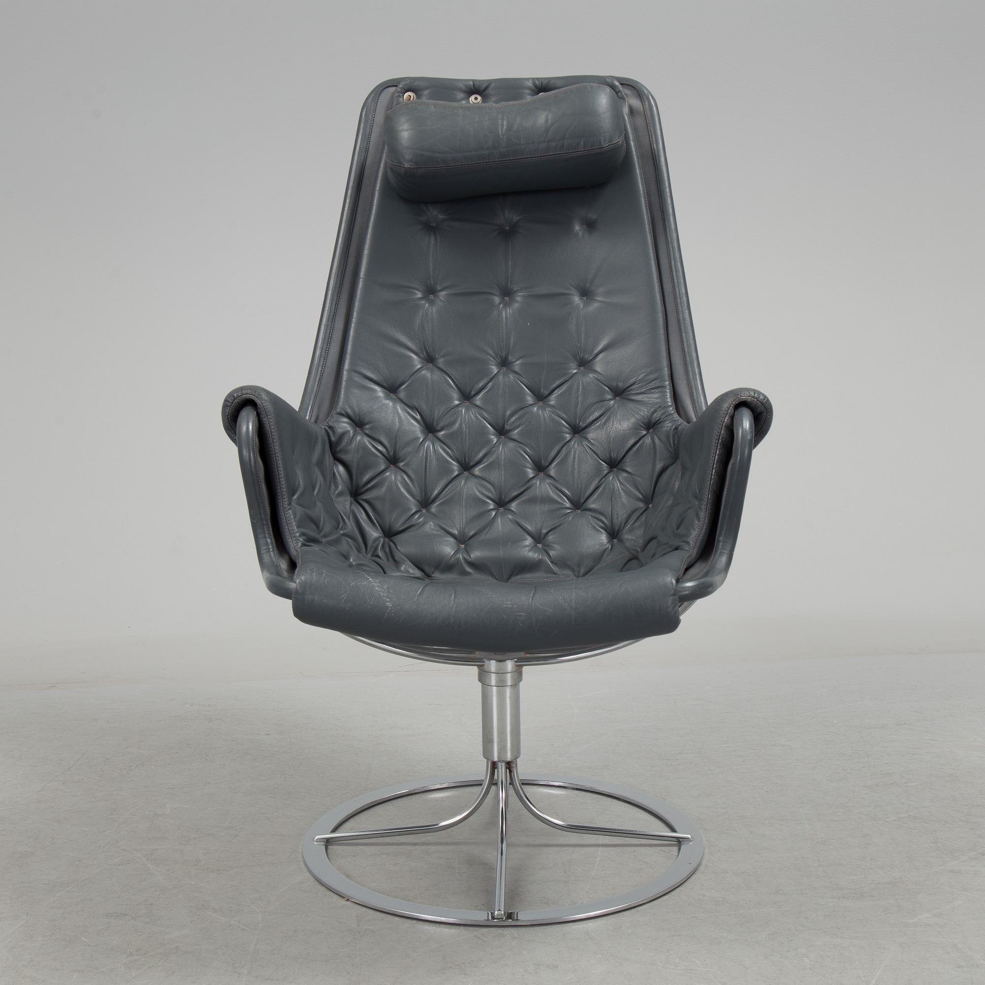 BRUNO MATHSSON, a leather upholstered 'Jetson' armchair from Dux, 1990's.