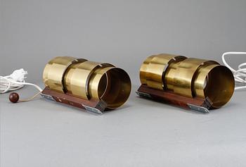 VÄGGLAMPOR, ett par, troligen Hans-Agne Jakobsson, Markaryd, 1900-talets andra hälft.