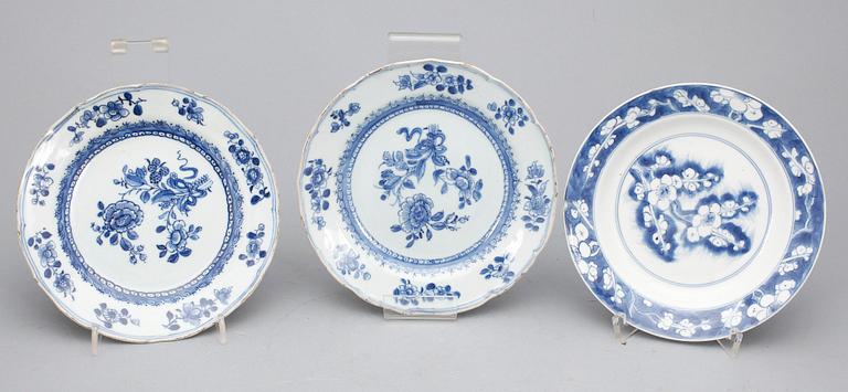 ASSIETTER, 8 st, kompaniporslin, främst Qianlong, 1700-tal.