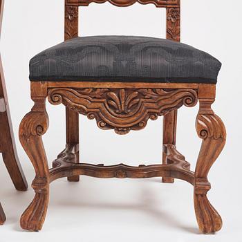 A pair of Dutch Baroque chairs, first part of the 18th century.