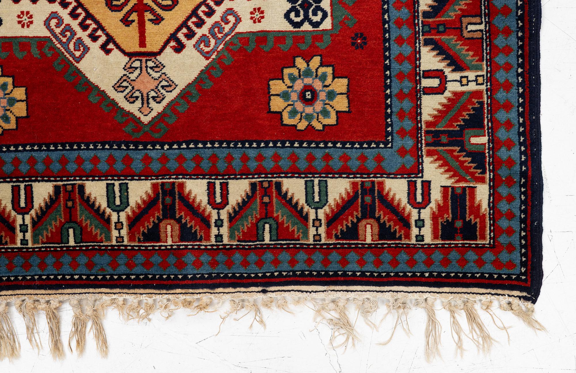 Matta, Kazak  ca 190 x 125 cm.