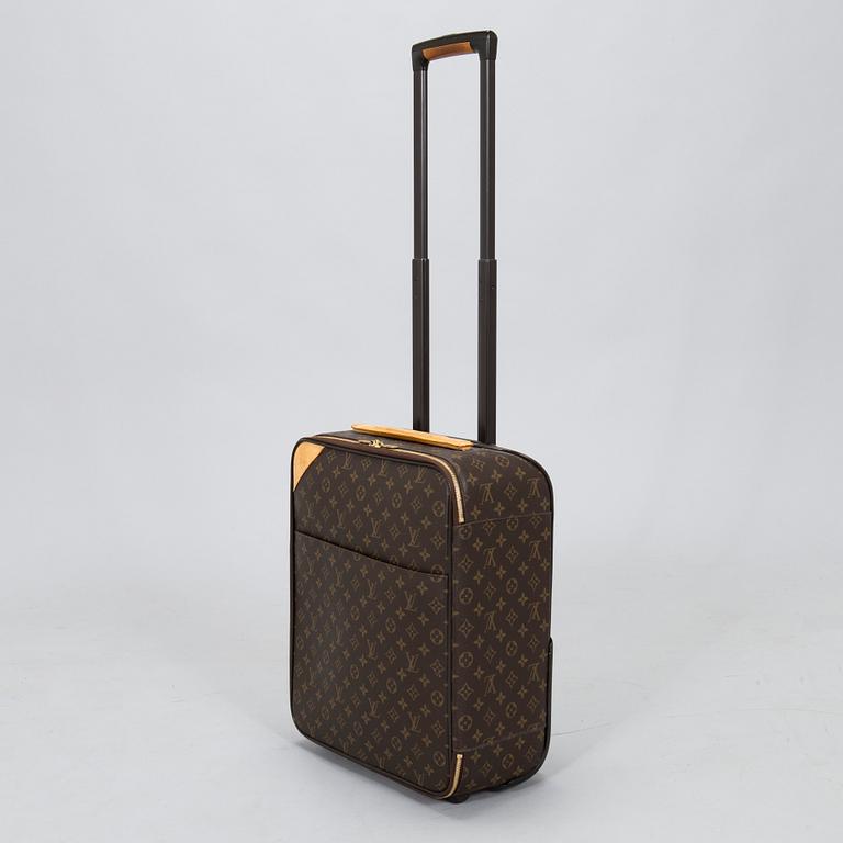 Louis Vuitton, matkalaukku, "Pégase 45".