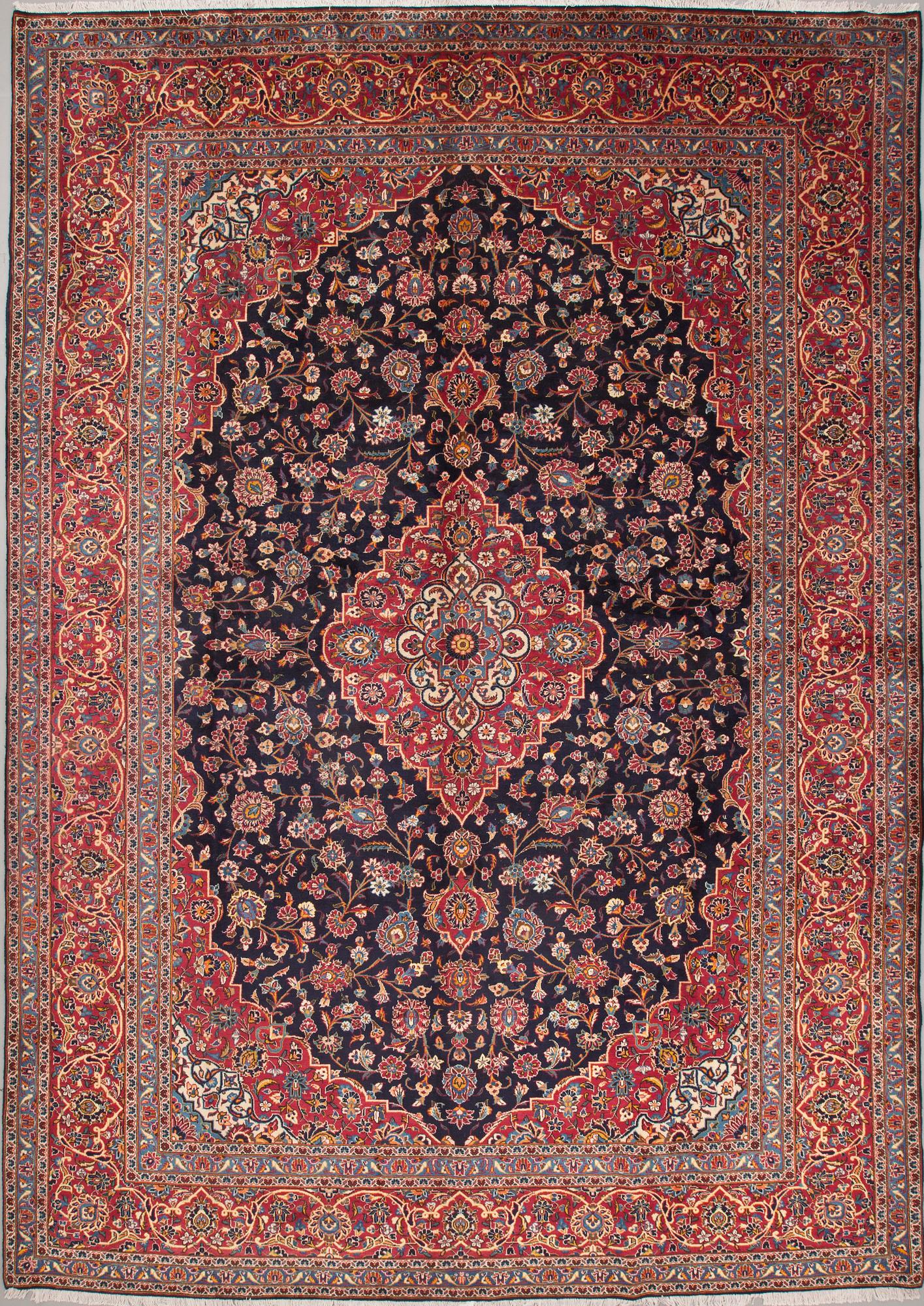 MATTA, old, Keshan, ca 415 X 297 cm.