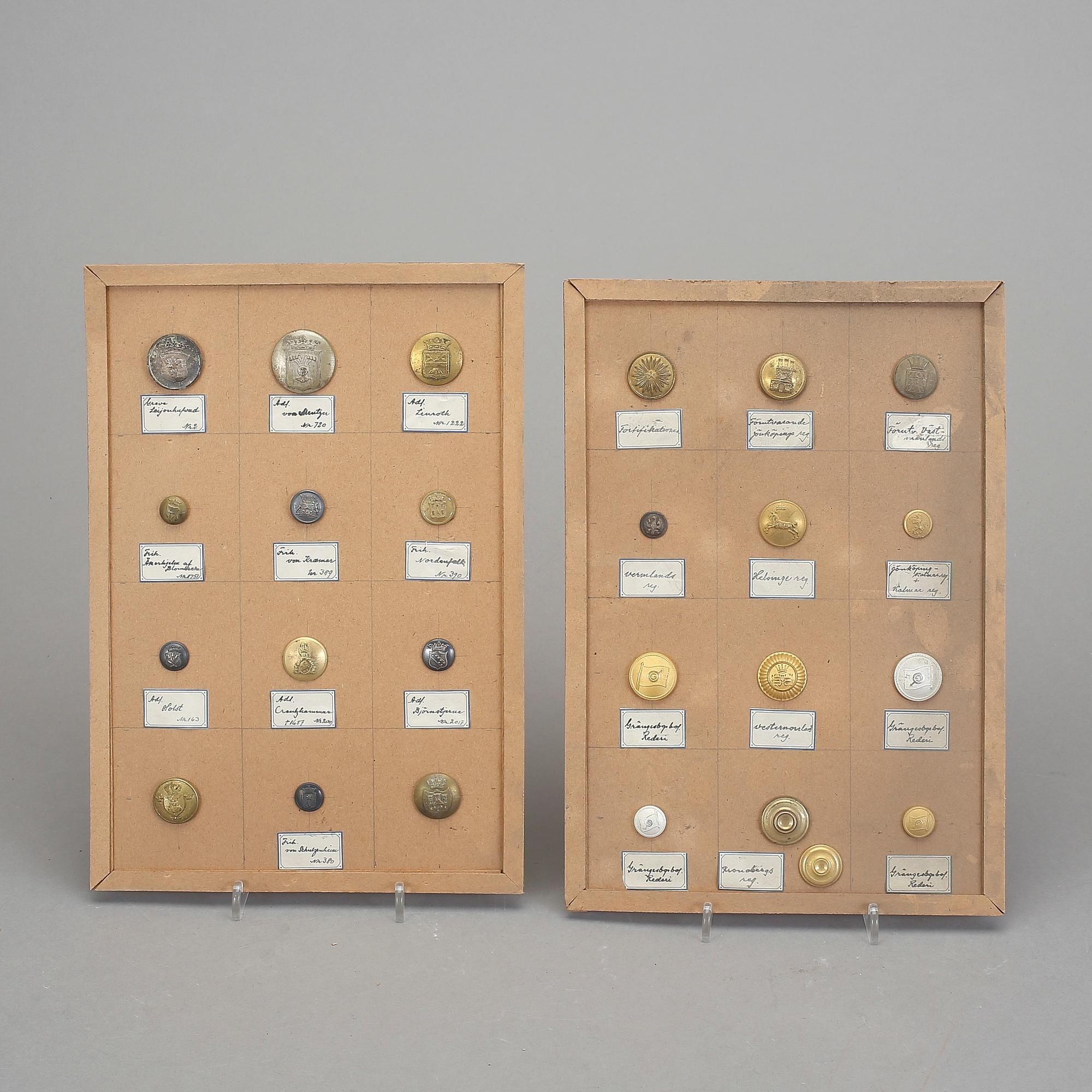 SAMLING LIVRÉ OCH UNIFORMSKNAPPAR, mest Sverige 1800-1900-tal.