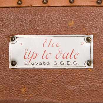 HAT BOX, "The up to date", marked Brevete SGDG, early 20th century.