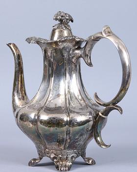 KAFFEKANNA, silver, Johan Wahlström, 1863?, Jönköping. Vikt 681 gram.