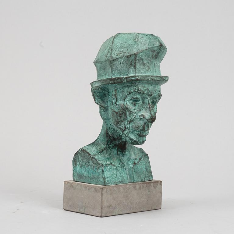 Vivianne Geijer, sculpture, bronze, signed and dated -89, numbered 1-7.