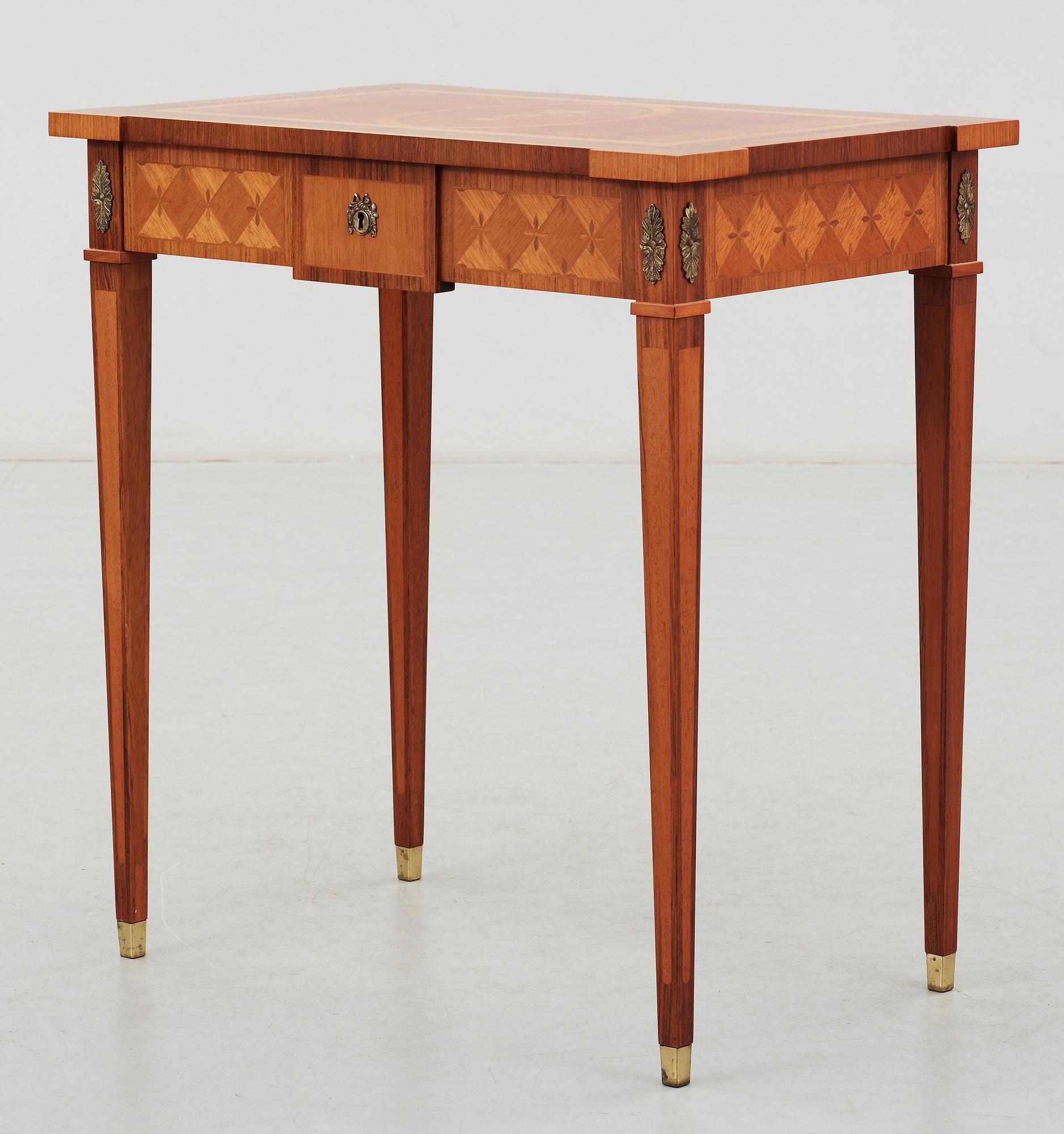 SYBORD, gustaviansk stil, Märkt Carl Löfving & söner, 1900-talets andra hälft.